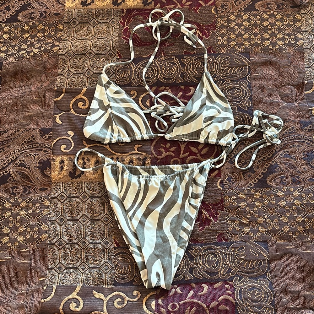 Stone Fox swim Tropez top and River bottom in Earth Zebra